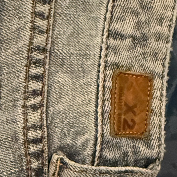 Express X2 slim w10 low rise flare leg jeans. (Length altered) - Picture 6 of 8